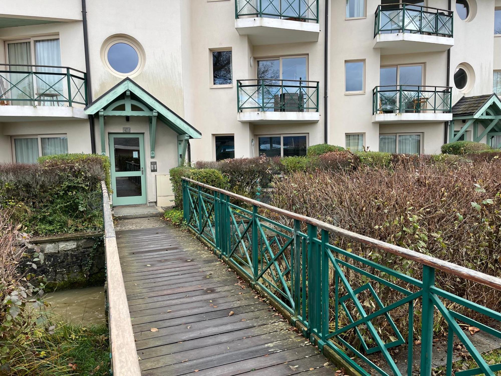 Studio Les Pieds Dans L'Eau Au Bord Du Lac D'Annecy دْوا المظهر الخارجي الصورة