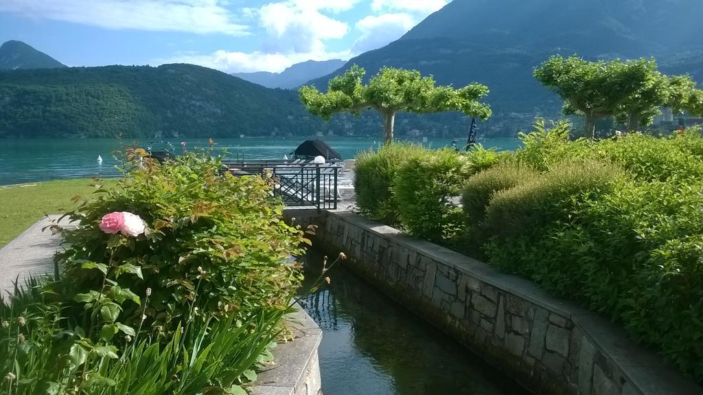 Studio Les Pieds Dans L'Eau Au Bord Du Lac D'Annecy دْوا المظهر الخارجي الصورة