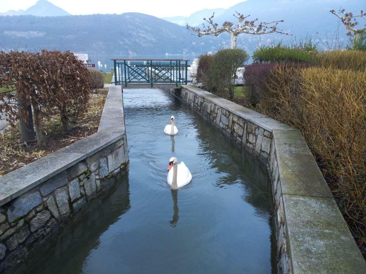 Studio Les Pieds Dans L'Eau Au Bord Du Lac D'Annecy دْوا المظهر الخارجي الصورة